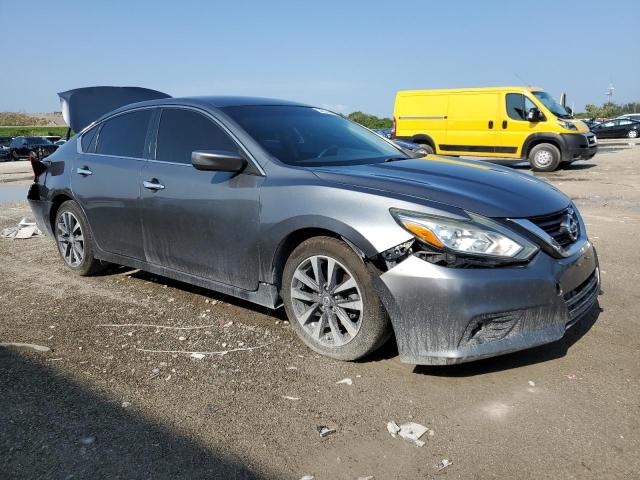 2017 Nissan Altima 2.5 VIN: 1N4AL3AP4HC211677 Lot: 54333594