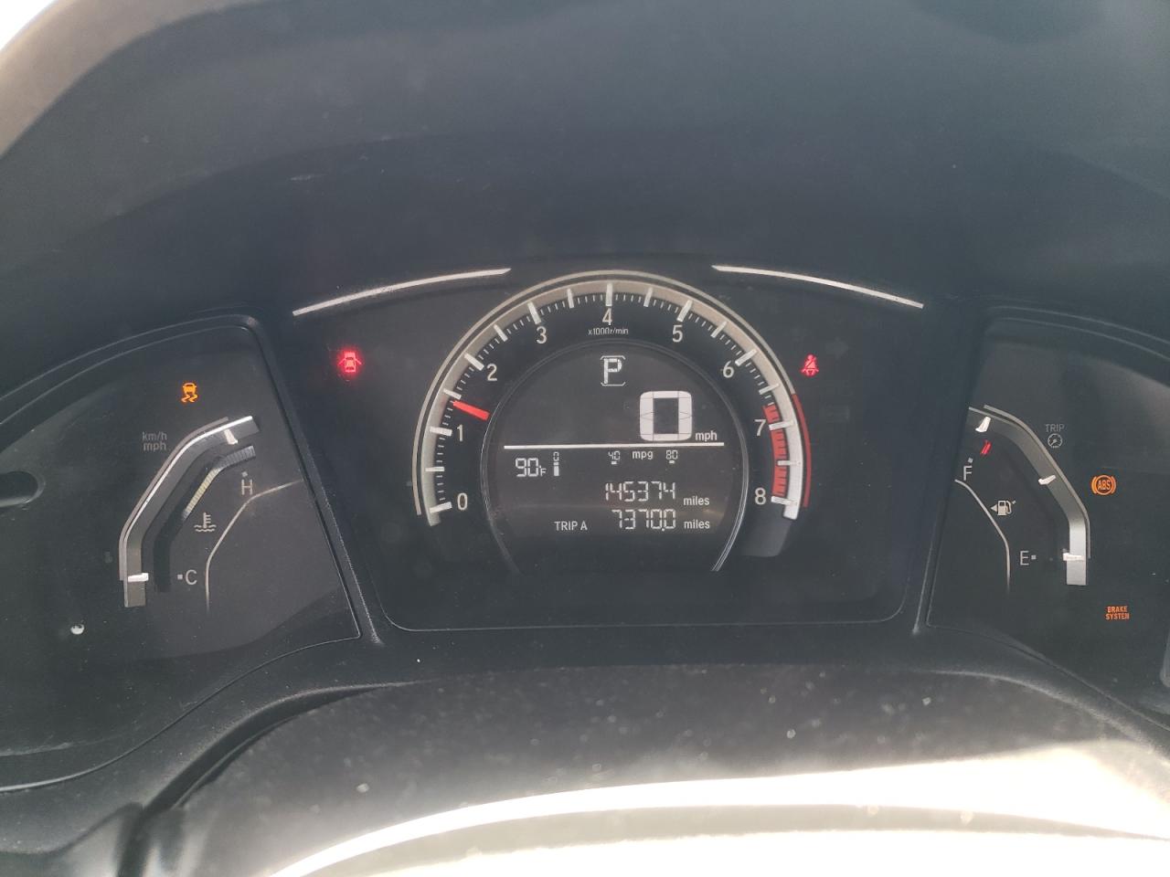 2HGFC2F56JH604828 2018 Honda Civic Lx