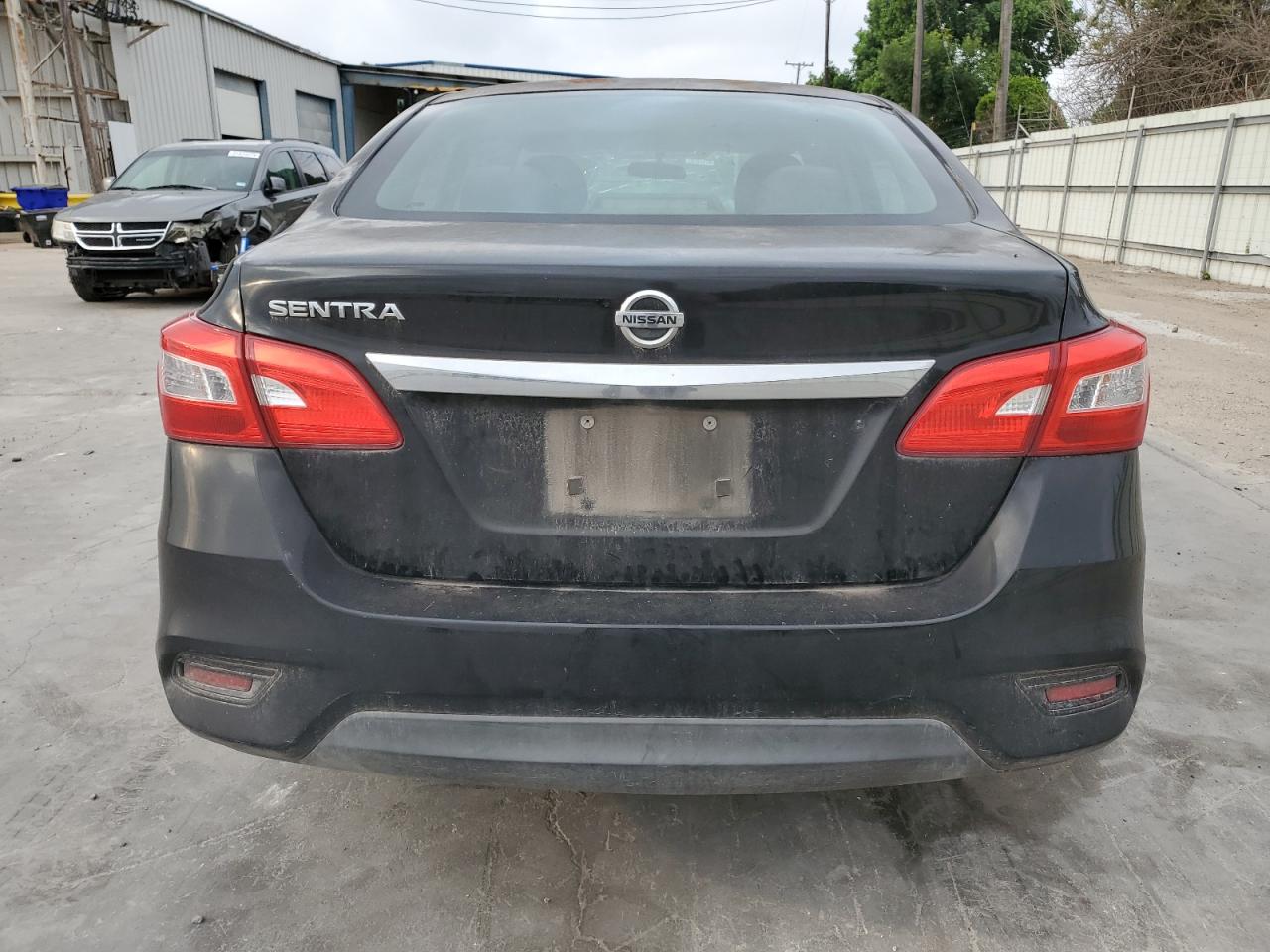 3N1AB7AP0GY335880 2016 Nissan Sentra S