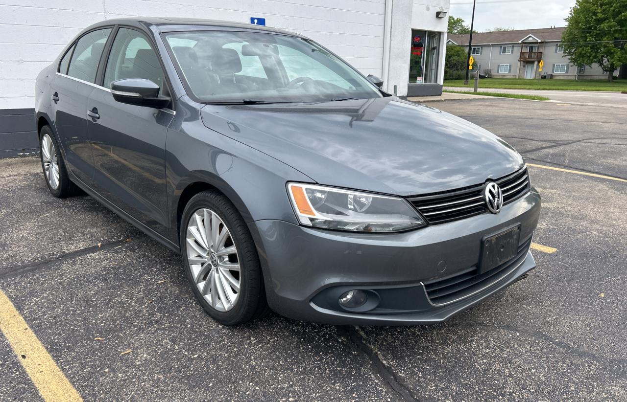 2013 Volkswagen Jetta Tdi vin: 3VWLL7AJ1DM300196