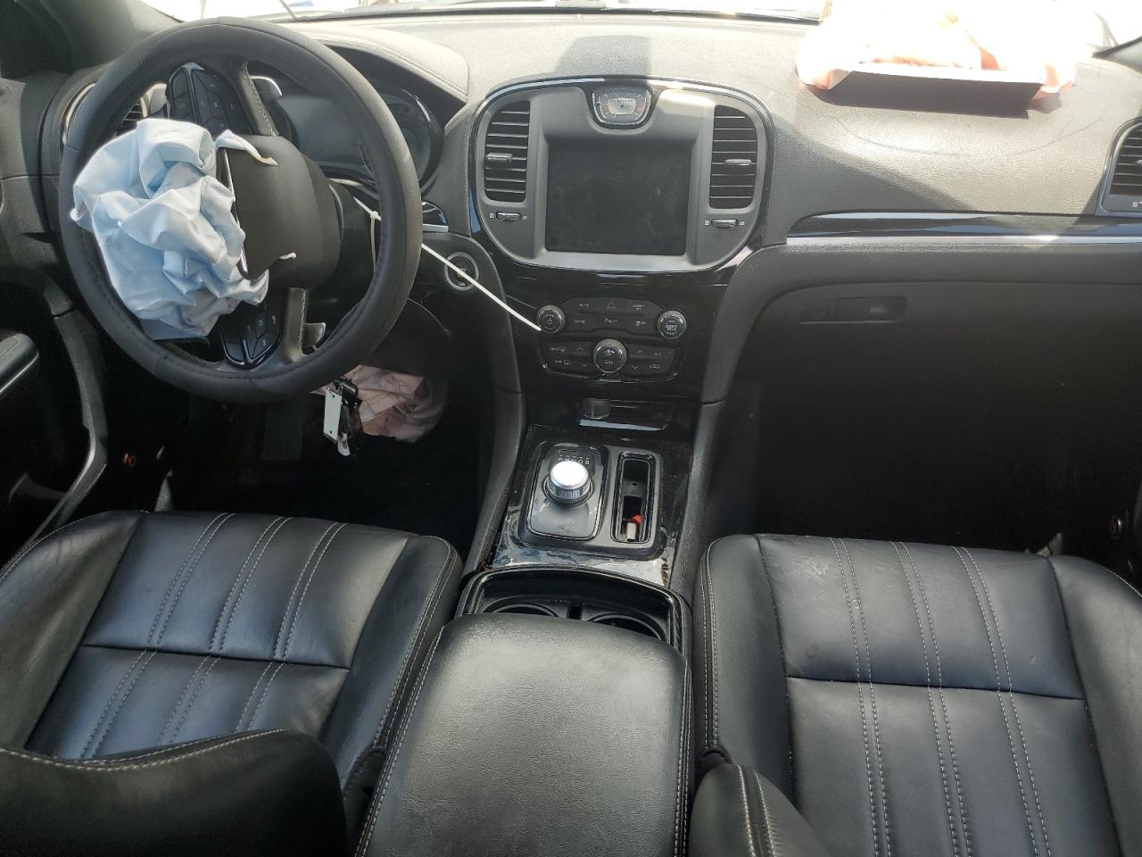 2C3CCABG2JH269641 2018 Chrysler 300 S