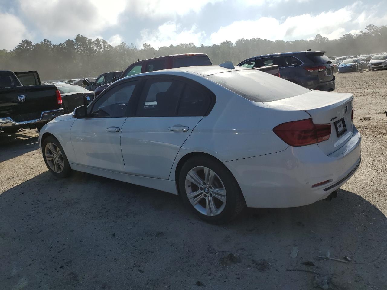 2016 BMW 328 Xi Sulev vin: WBA8E3G58GNU01300