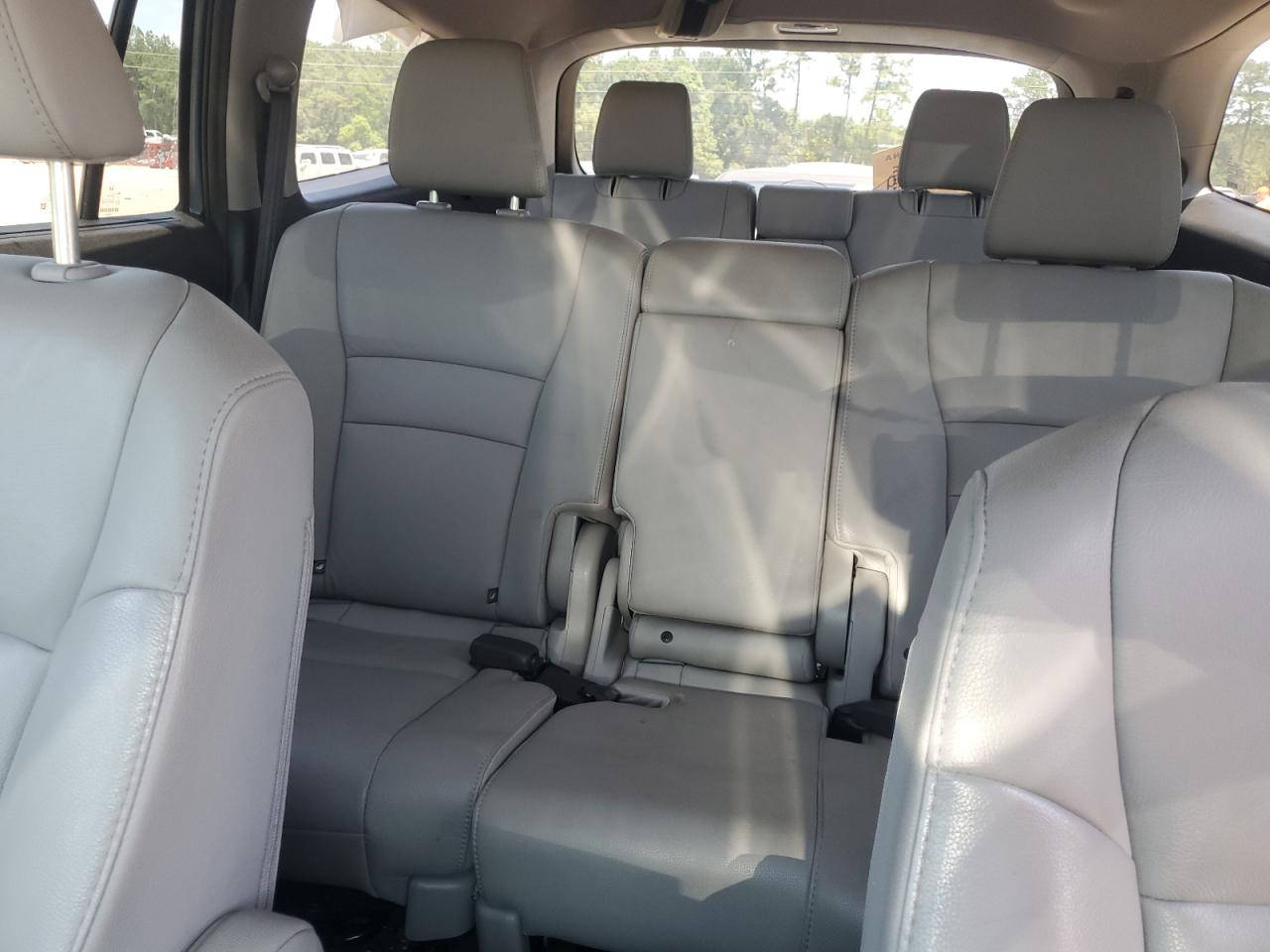 5FNYF5H95KB044744 2019 Honda Pilot Touring