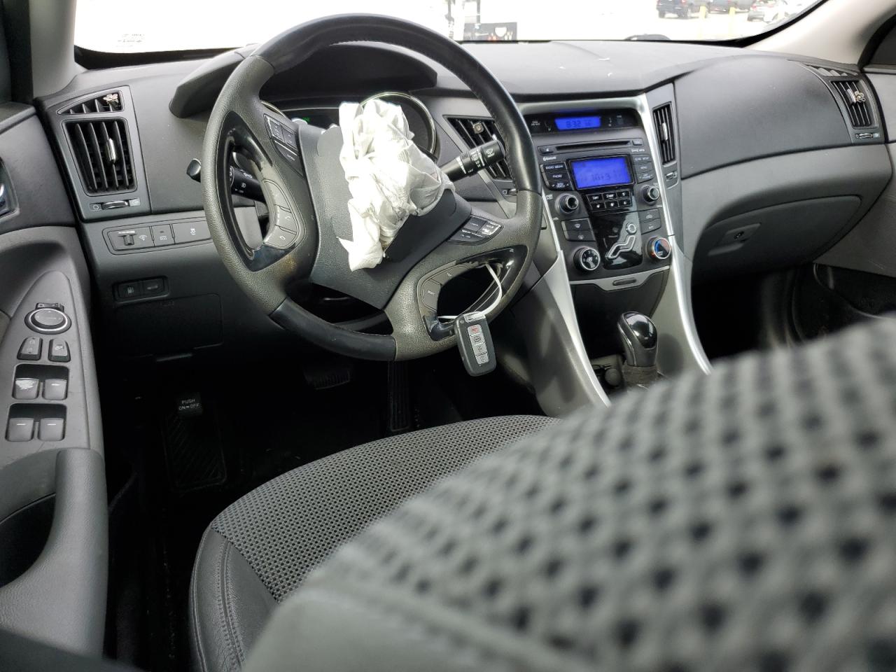 5NPEC4AC0DH536758 2013 Hyundai Sonata Se