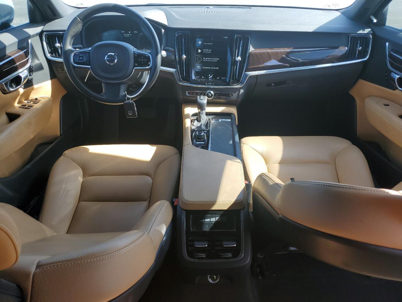 YV1102AKXH1009627 2017 Volvo S90 T5 Momentum