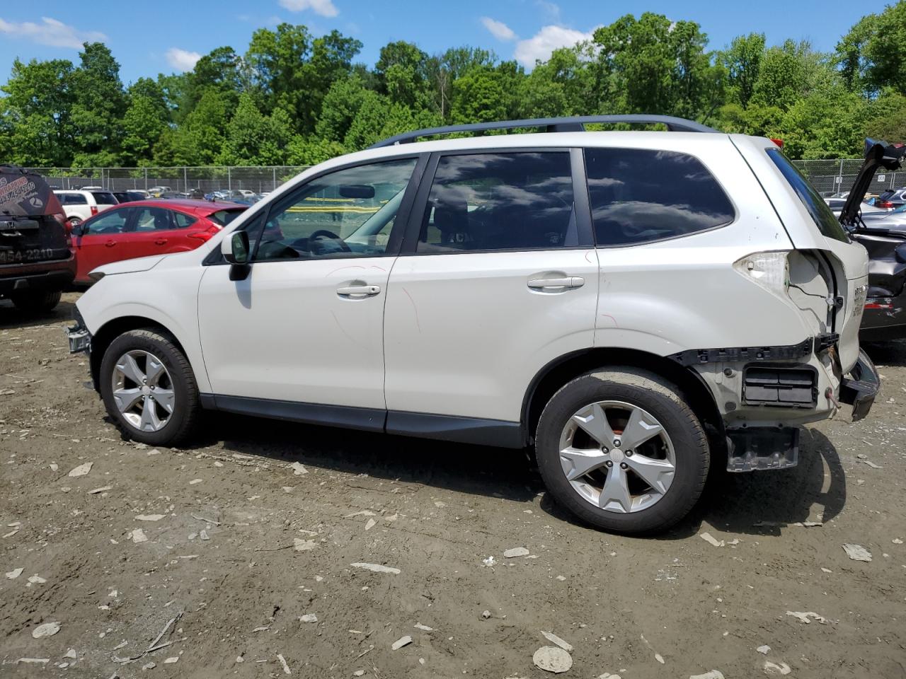 Lot #2621791674 2015 SUBARU FORESTER 2