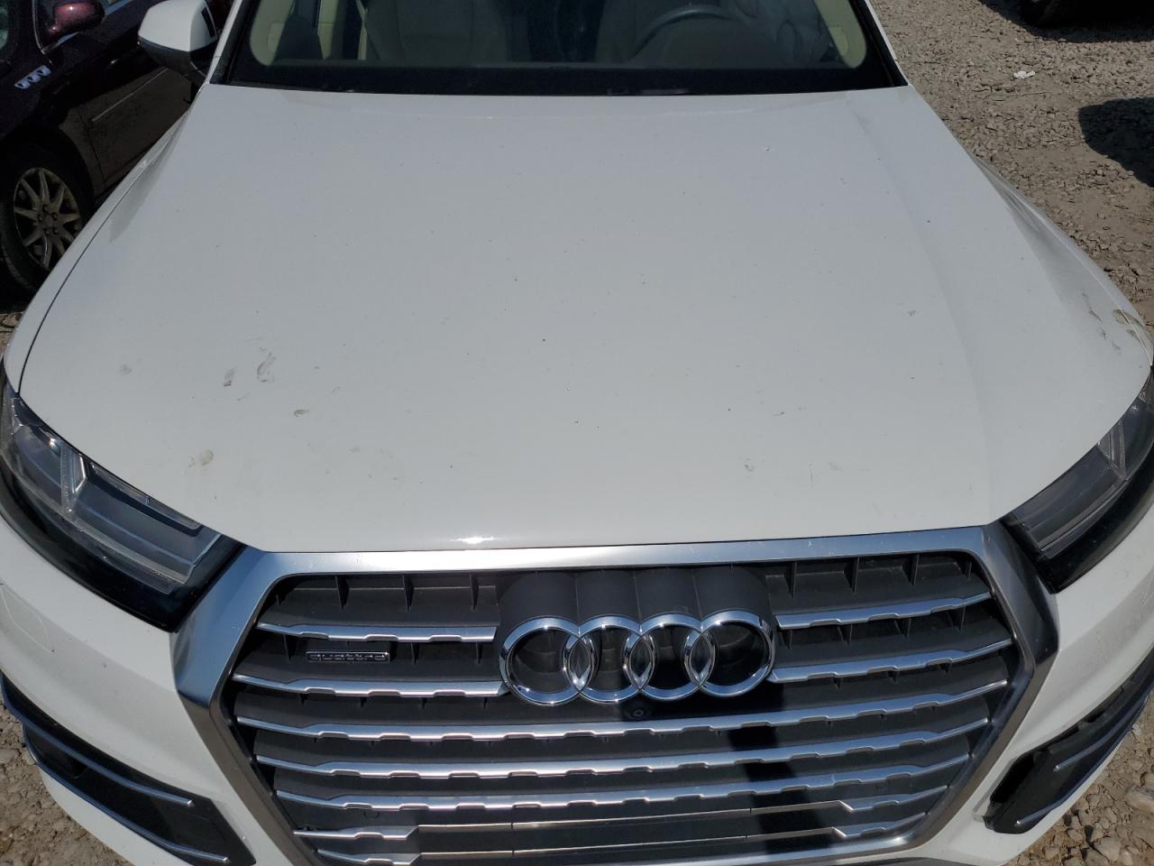 WA1LHAF7XHD042643 2017 Audi Q7 Premium Plus