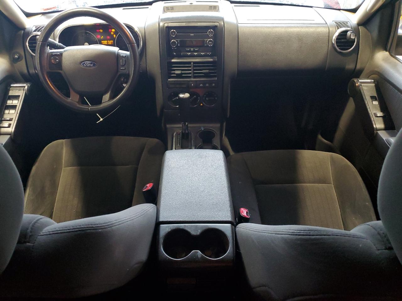 1FMEU7DEXAUA39435 2010 Ford Explorer Xlt