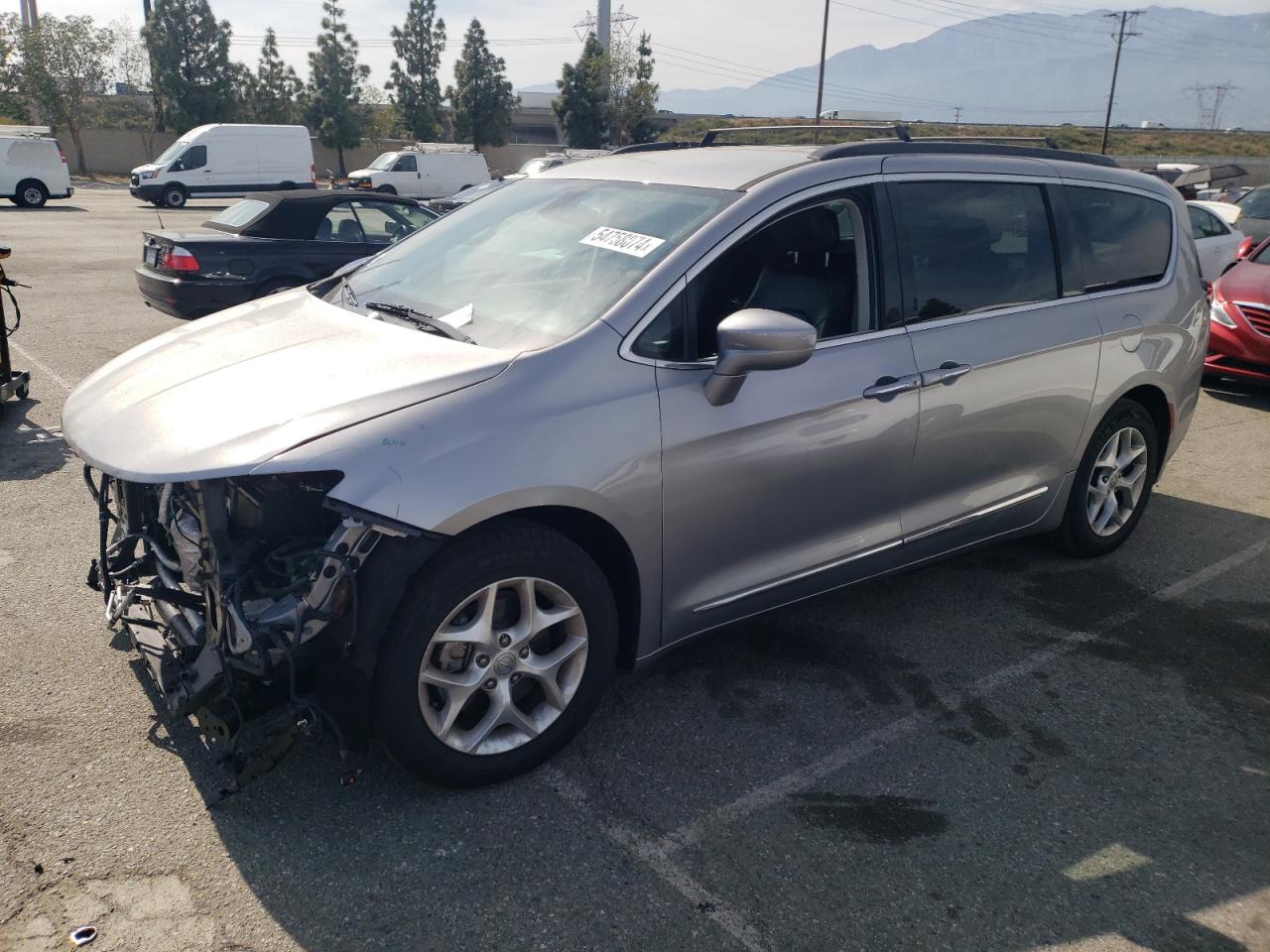 2C4RC1BG0HR803830 2017 Chrysler Pacifica Touring L