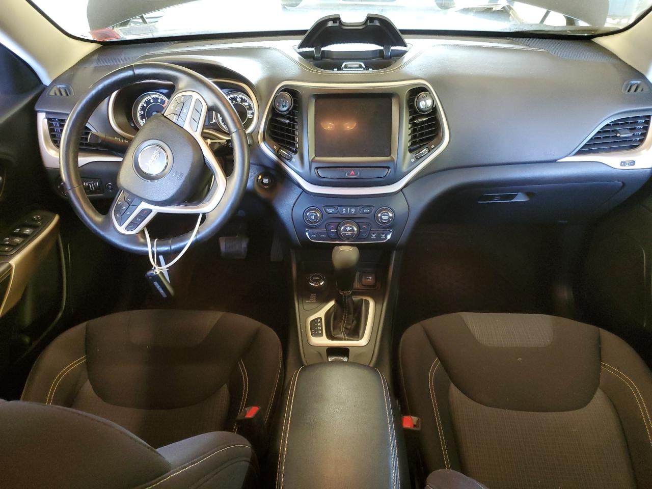 1C4PJMCSXHW611968 2017 Jeep Cherokee Latitude