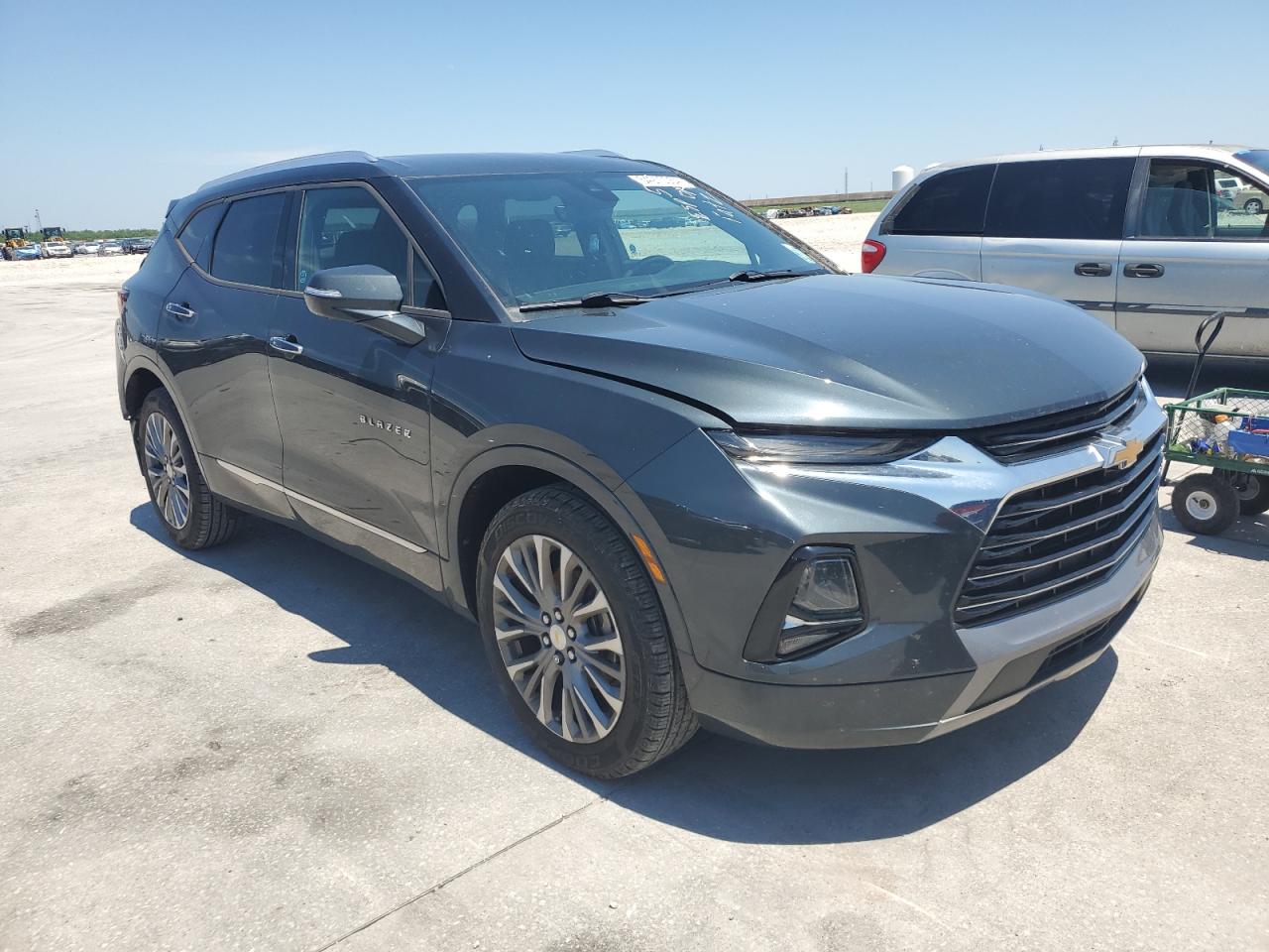 3GNKBFRS3KS597674 2019 Chevrolet Blazer Premier