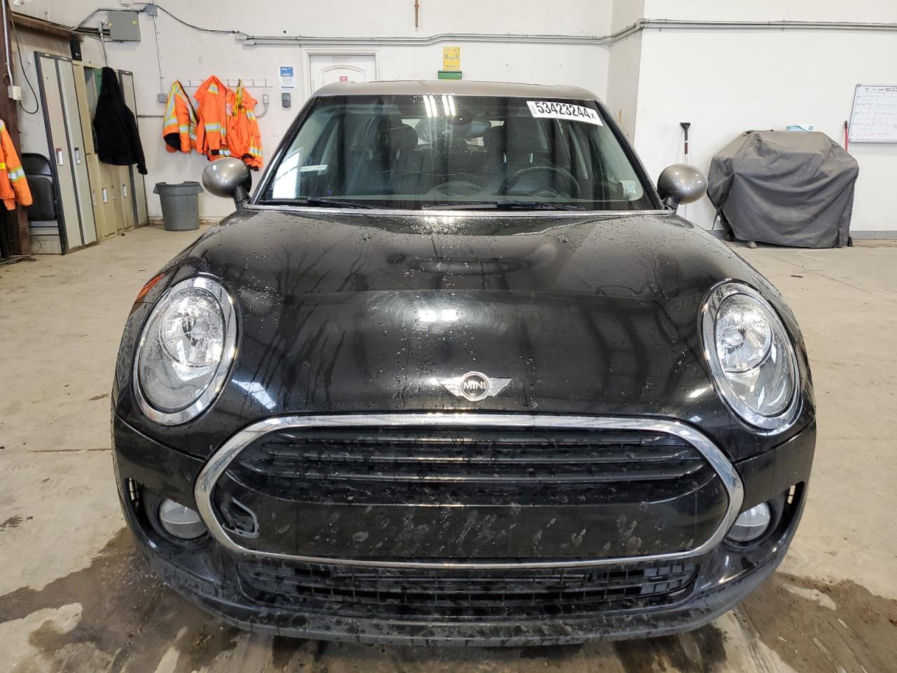 WMWLU1C5XH2F27719 2017 Mini Cooper Clubman All4