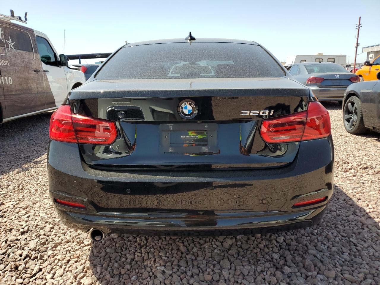 WBA8E1G37HNU16245 2017 BMW 320 I