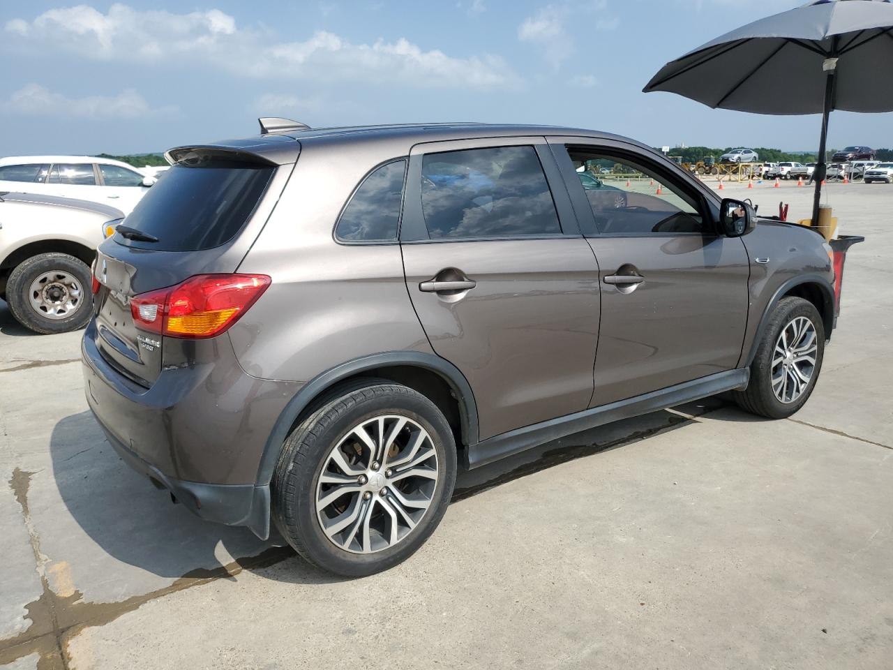 2017 Mitsubishi Outlander Sport Es vin: JA4AP3AU1HZ013926