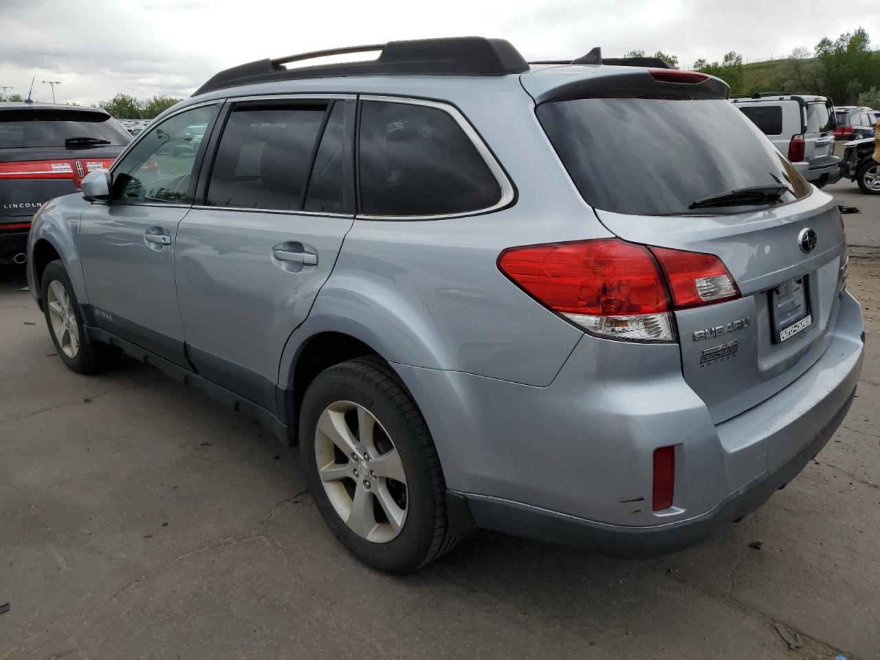 2013 Subaru Outback 3.6R Limited vin: 4S4BRDLC1D2241423