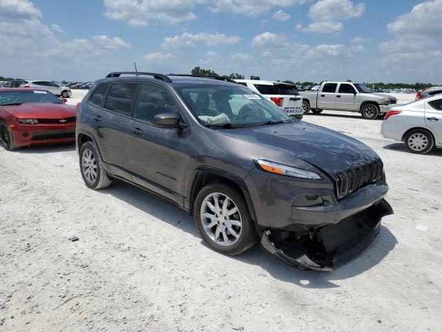 2018 Jeep Cherokee Latitude VIN: 1C4PJLCX3JD612631 Lot: 54048994