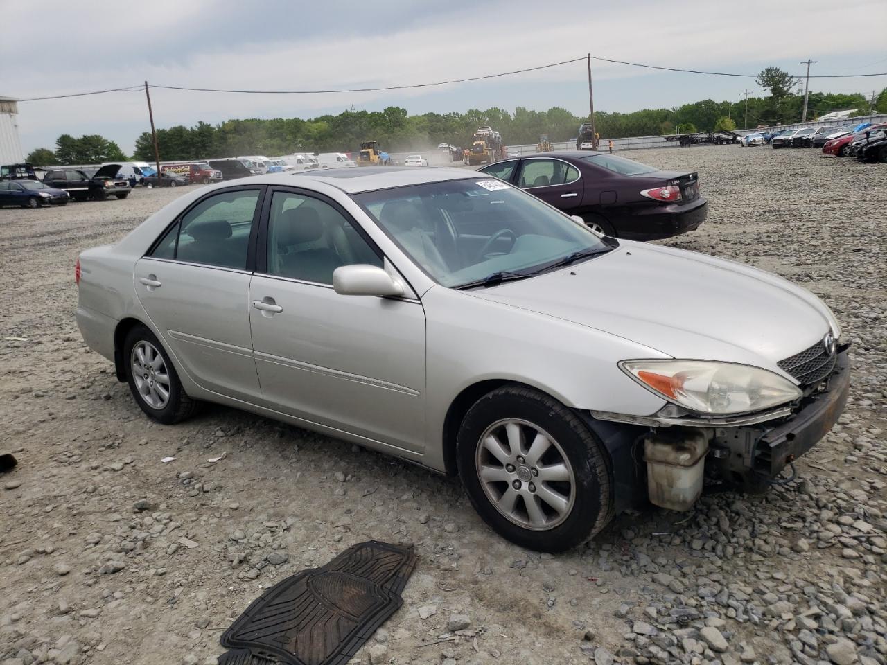 4T1BF30K34U080172 2004 Toyota Camry Le