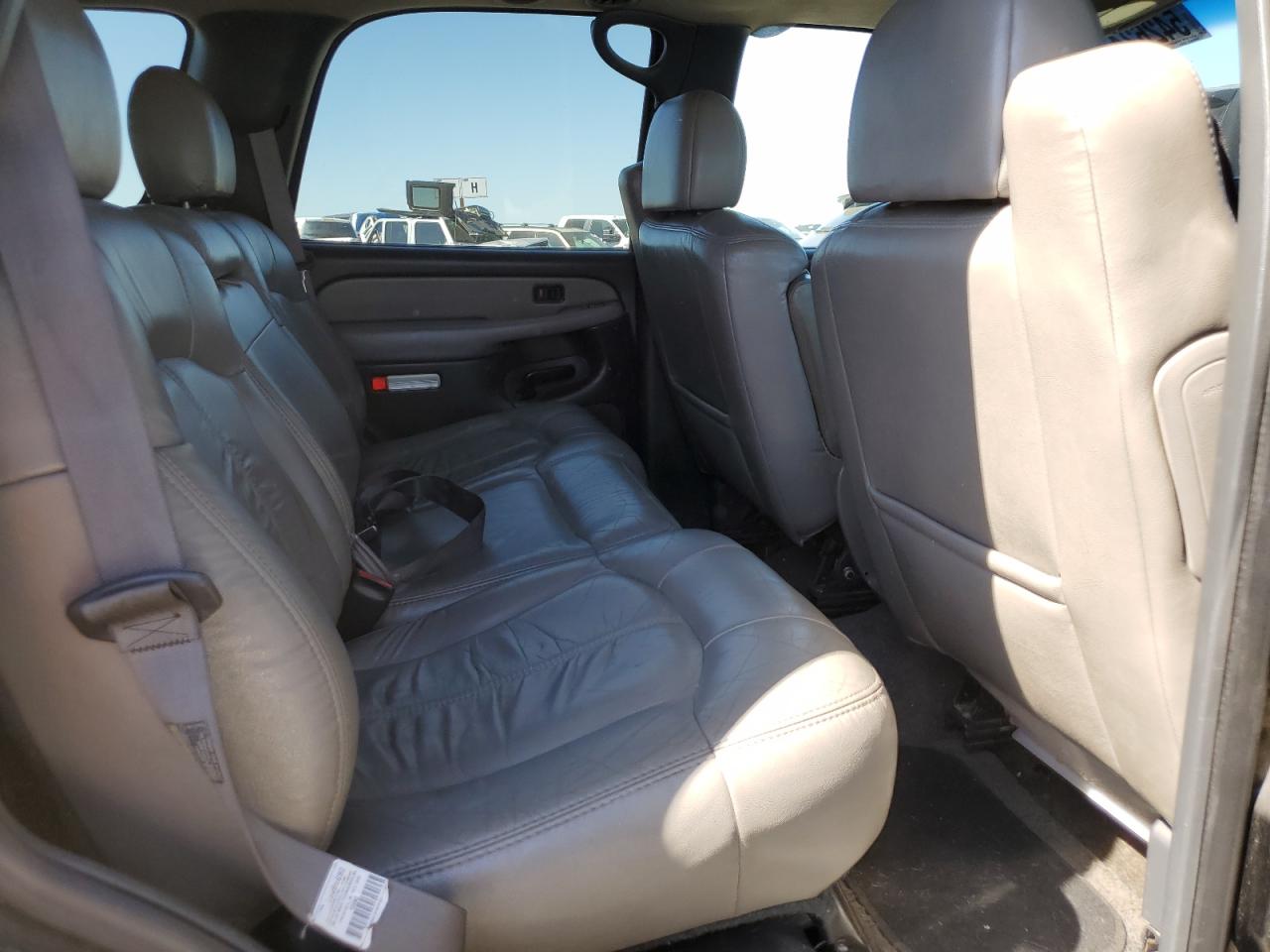 1GNEK13T02R272582 2002 Chevrolet Tahoe K1500