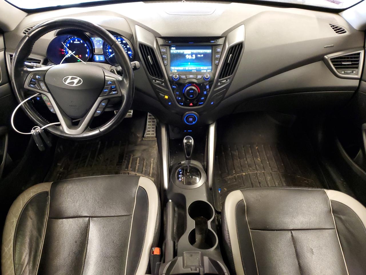 KMHTC6AE7FU217009 2015 Hyundai Veloster Turbo