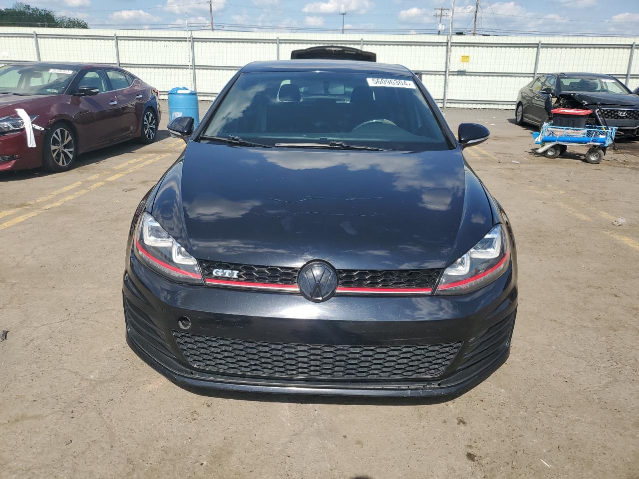 3VW5T7AUXHM026067 2017 Volkswagen Gti S