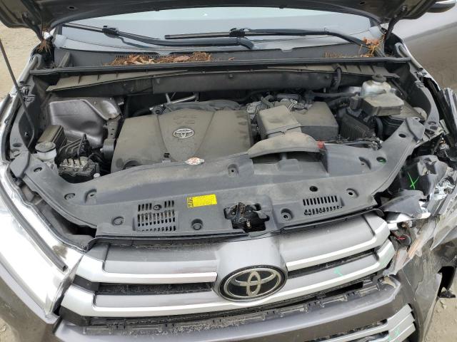 2019 Toyota Highlander Se VIN: 5TDJZRFH9KS601841 Lot: 53485034