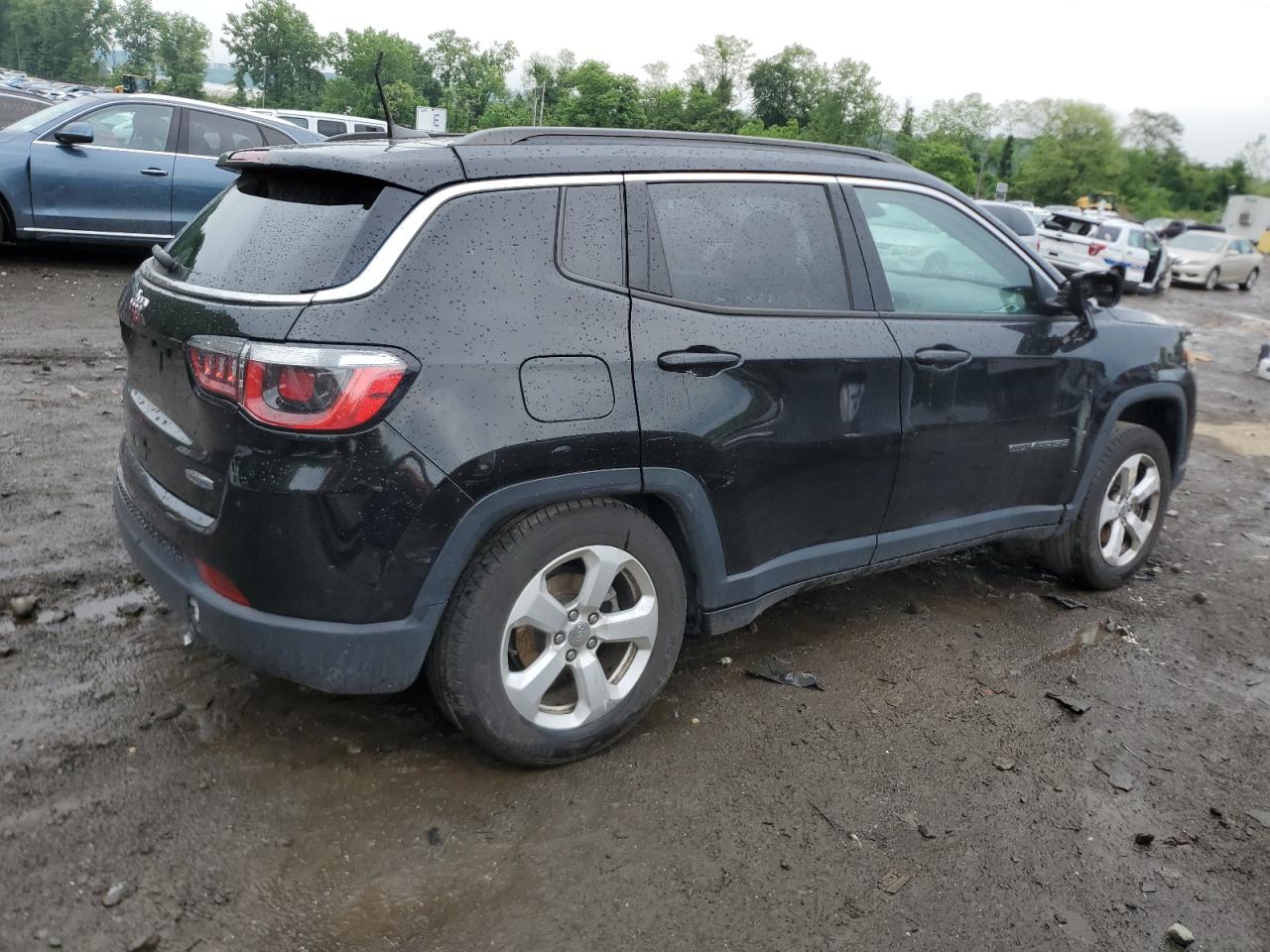 3C4NJDBB9JT436116 2018 Jeep Compass Latitude