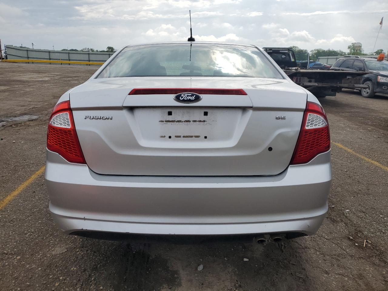 3FAHP0HA4BR222237 2011 Ford Fusion Se