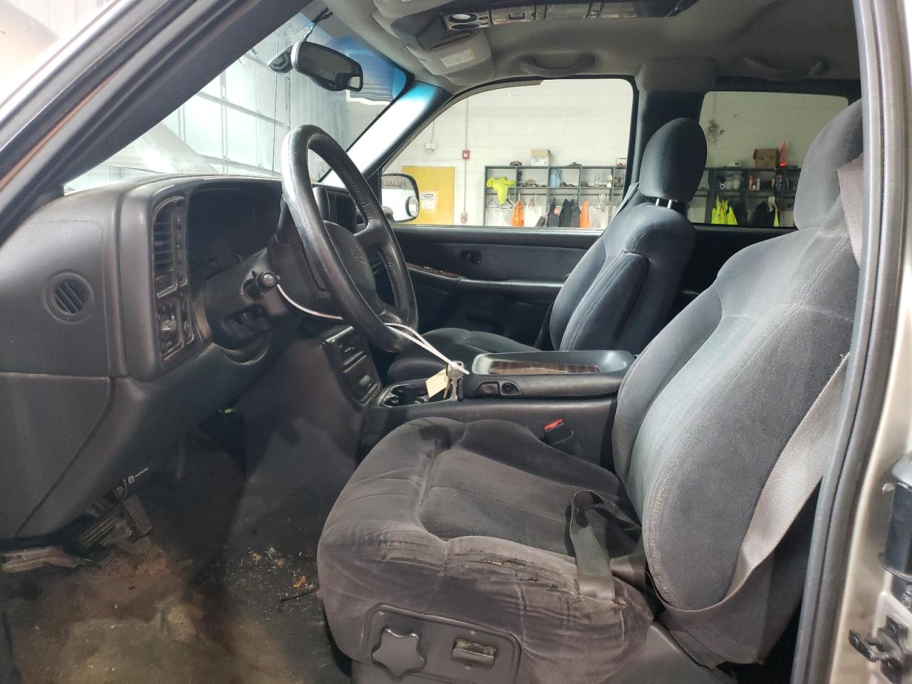 1GCEK19T52Z215858 2002 Chevrolet Silverado K1500