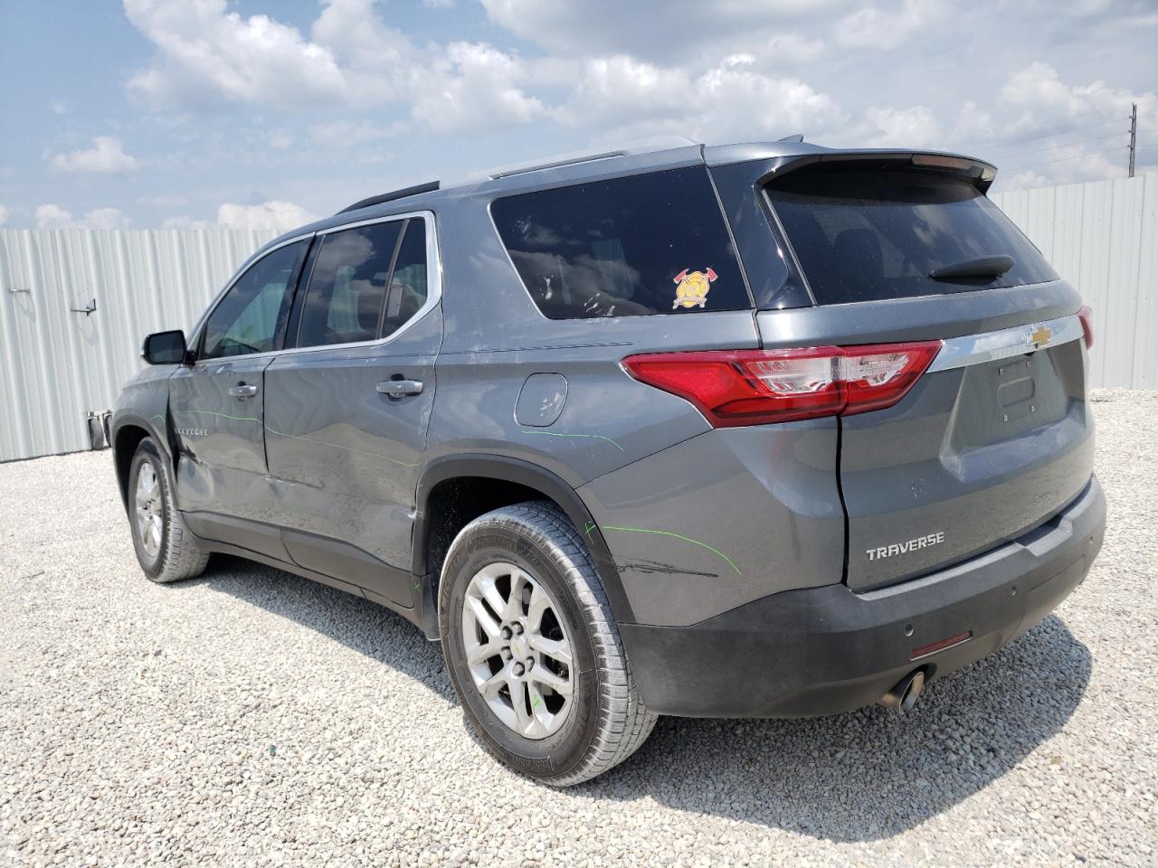 1GNERGKW0JJ206511 2018 Chevrolet Traverse Lt