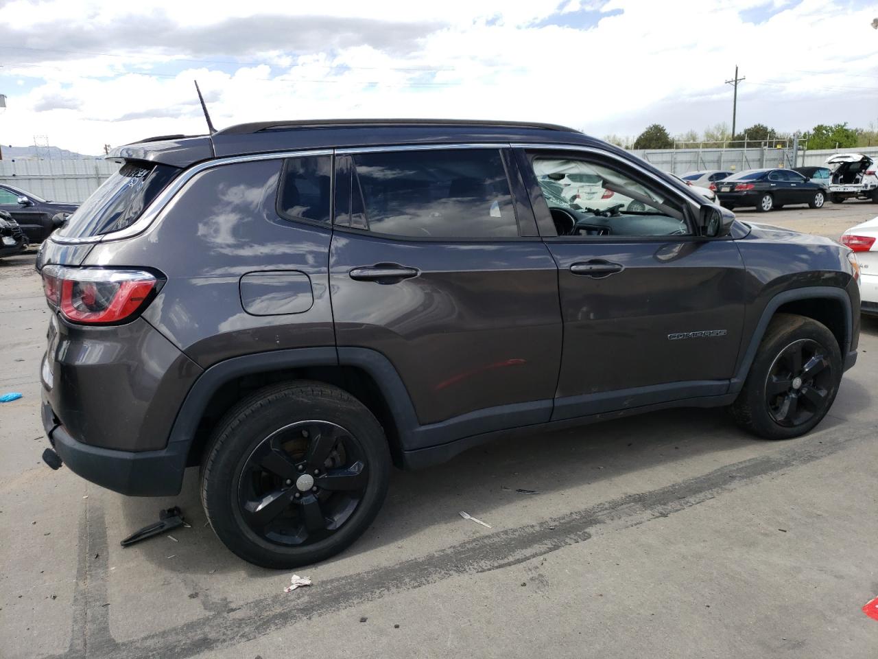 3C4NJDBB6JT150126 2018 Jeep Compass Latitude