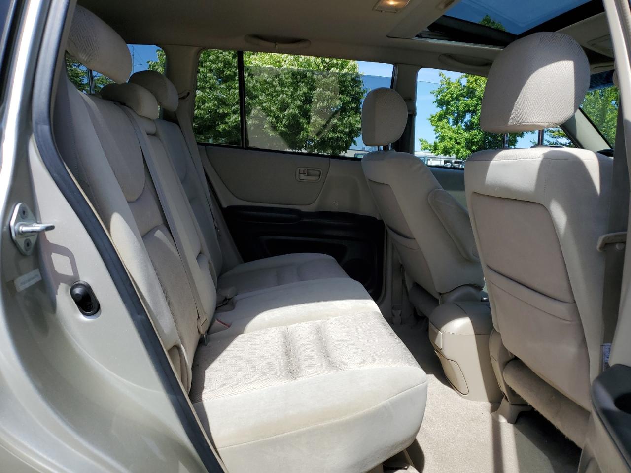 JTEGF21A320048770 2002 Toyota Highlander Limited