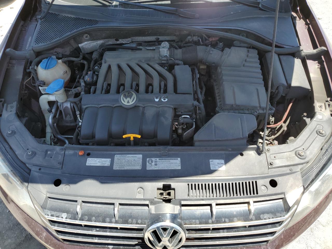 1VWBM7A37CC054278 2012 Volkswagen Passat Se