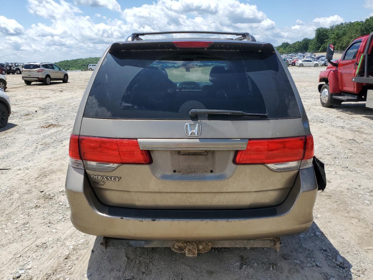 5FNRL3H22AB018072 2010 Honda Odyssey Lx