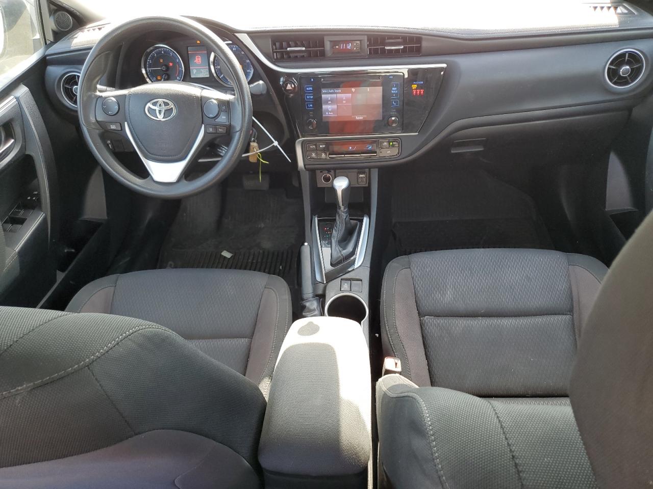 5YFBURHE0KP863620 2019 Toyota Corolla L