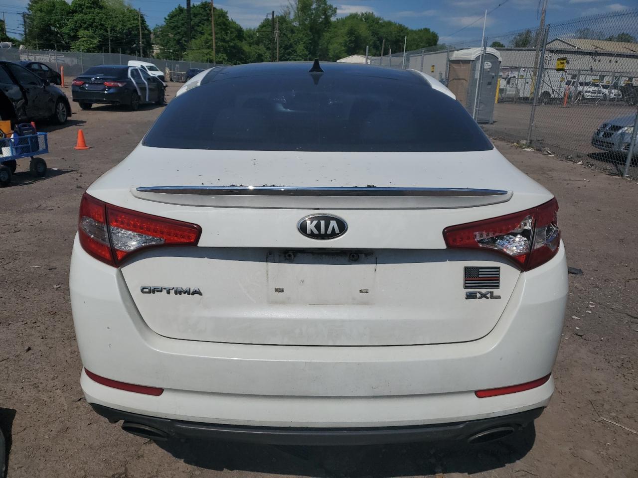 5XXGR4A6XDG118365 2013 Kia Optima Sx
