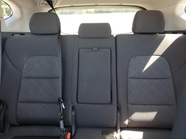 2018 Hyundai Tucson Value VIN: KM8J33A25JU667701 Lot: 56620574