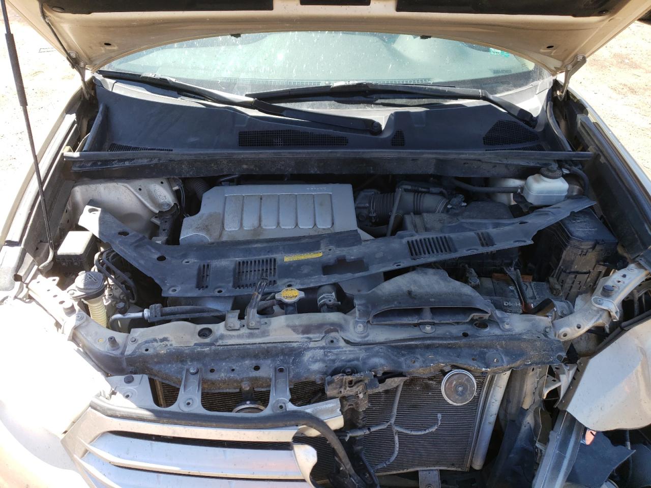 5TDBK3EH1BS064681 2011 Toyota Highlander Base