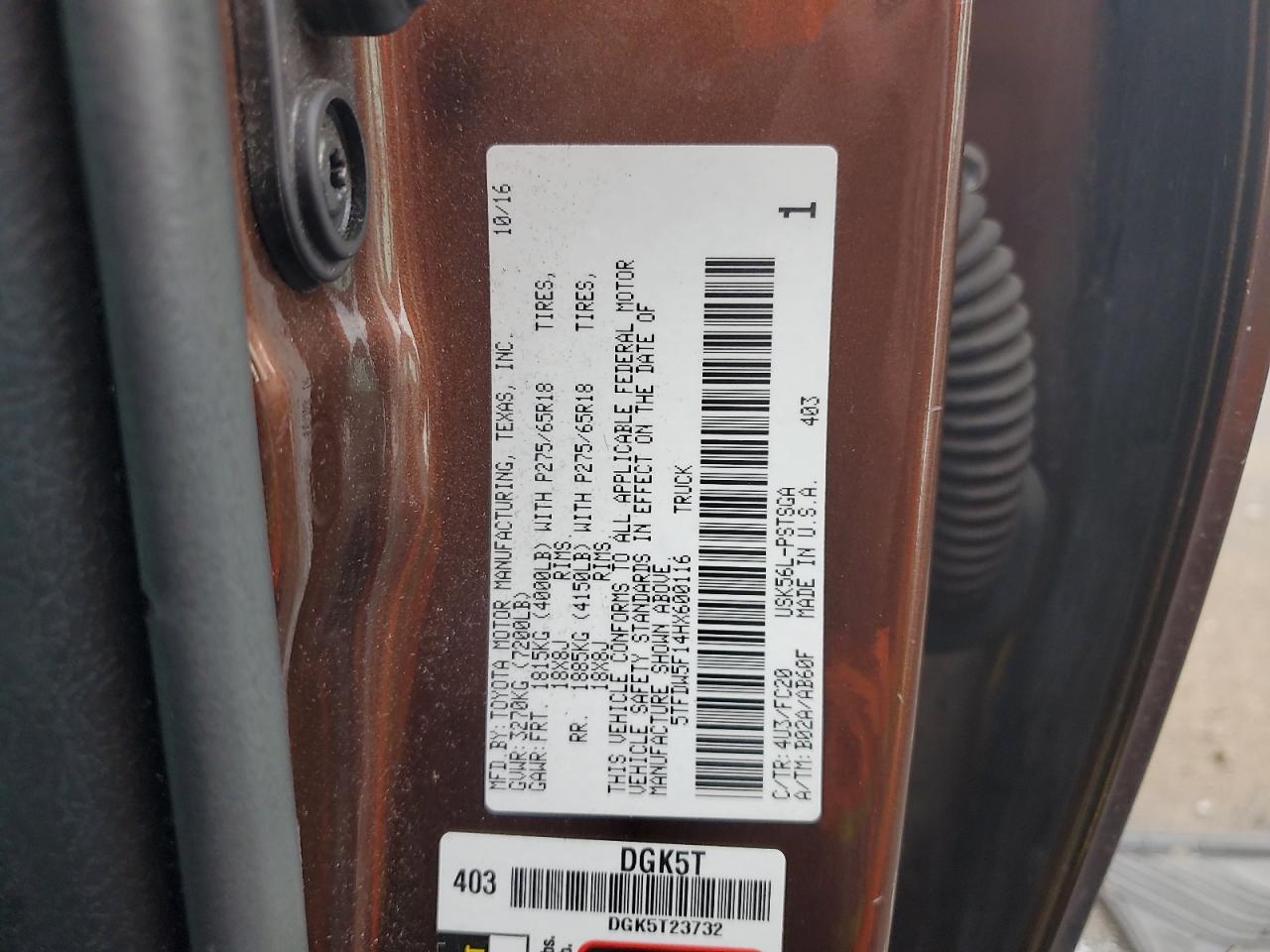 5TFDW5F14HX600116 2017 Toyota Tundra Crewmax Sr5