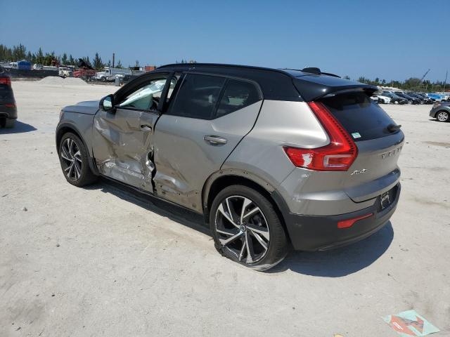 2022 Volvo Xc40 T5 R-Design VIN: YV4162UM1N2784399 Lot: 54366394