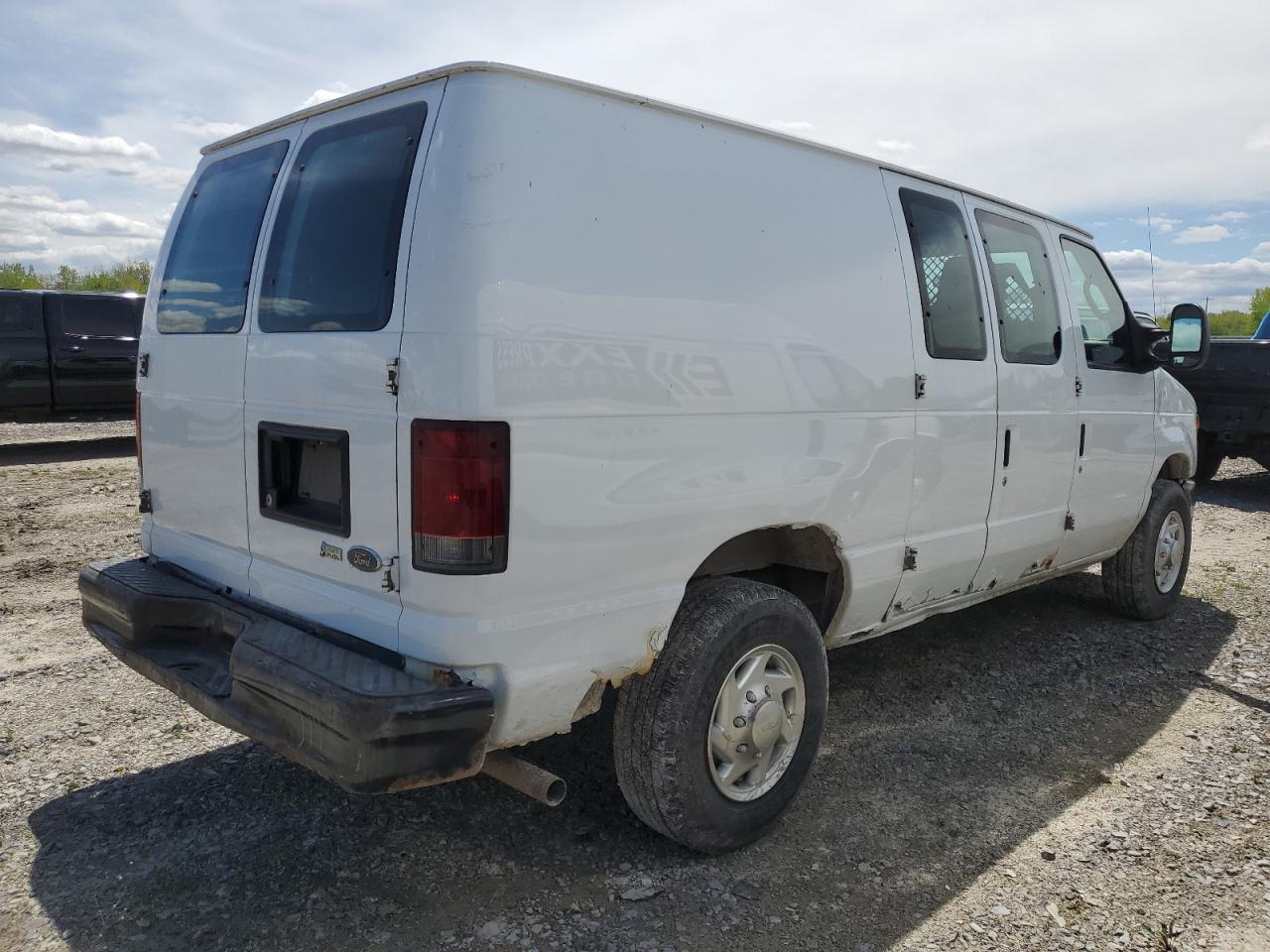 1FTNE2EW5ADA74332 2010 Ford Econoline E250 Van