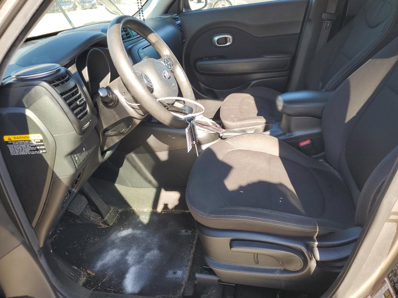 KNDJN2A27J7540648 2018 Kia Soul