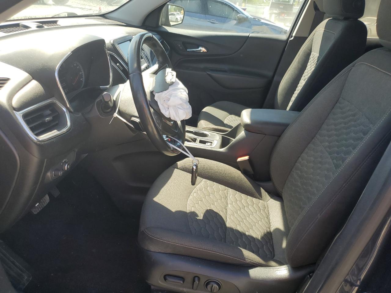 3GNAXJEV3JS624192 2018 Chevrolet Equinox Lt