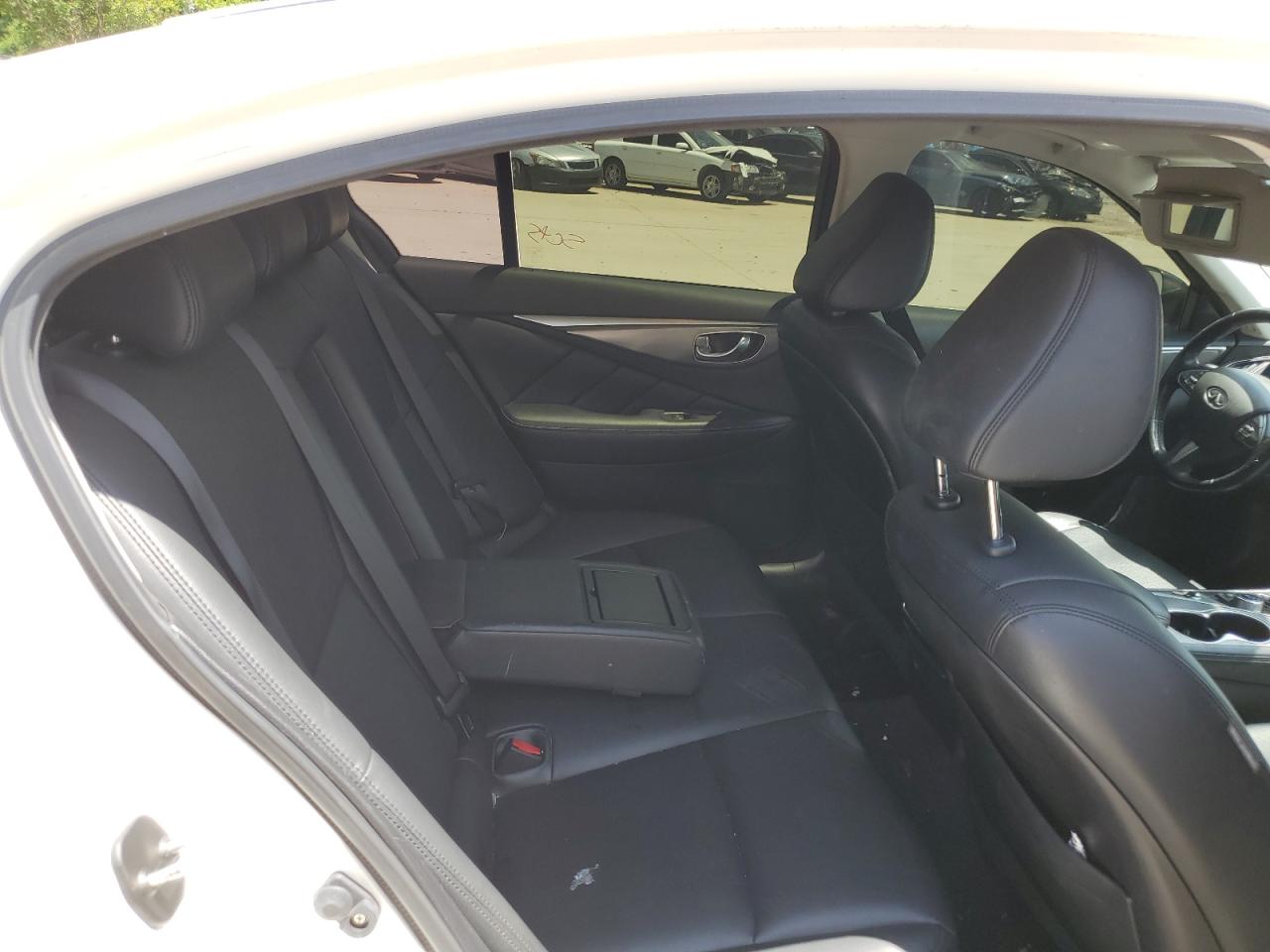 JN1BV7AR8FM393203 2015 Infiniti Q50 Base