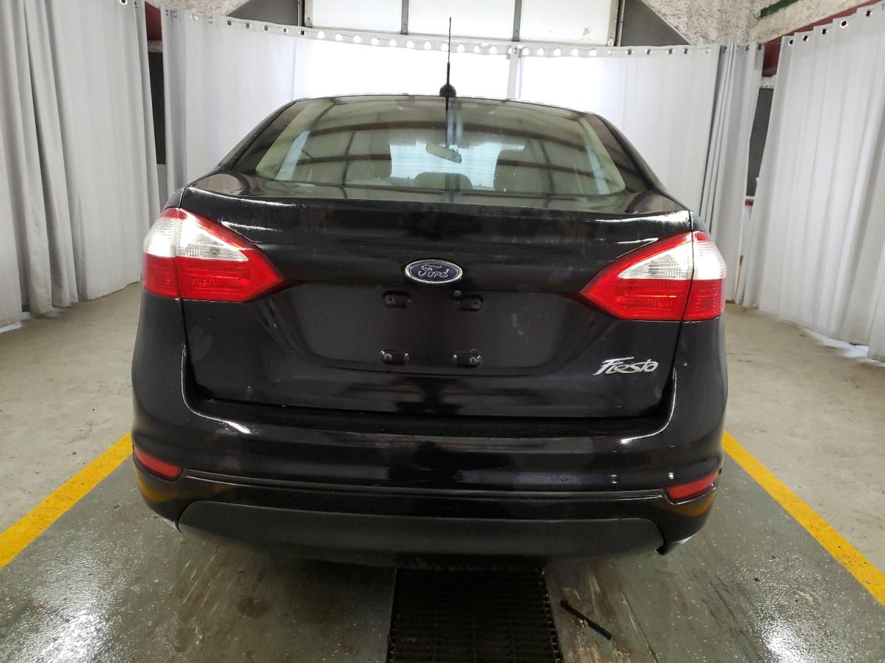 3FADP4AJ3JM117006 2018 Ford Fiesta S