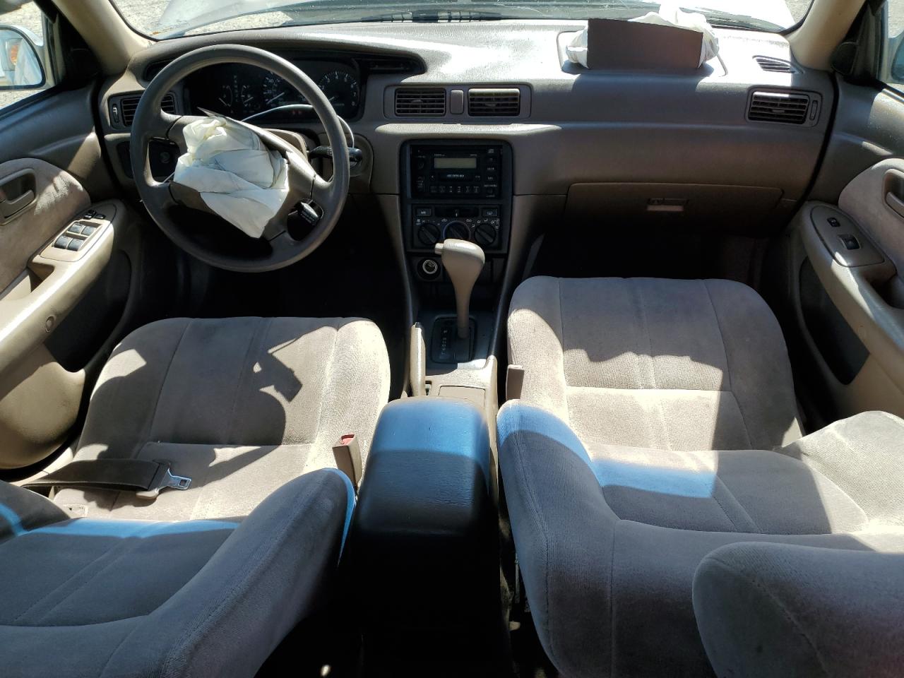 JT2BG22K8X0315405 1999 Toyota Camry Le