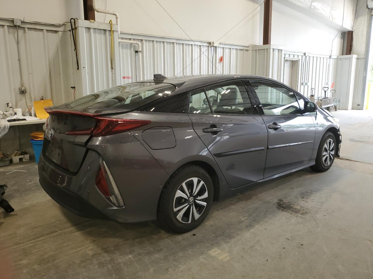 JTDKARFP5J3074898 2018 Toyota Prius Prime