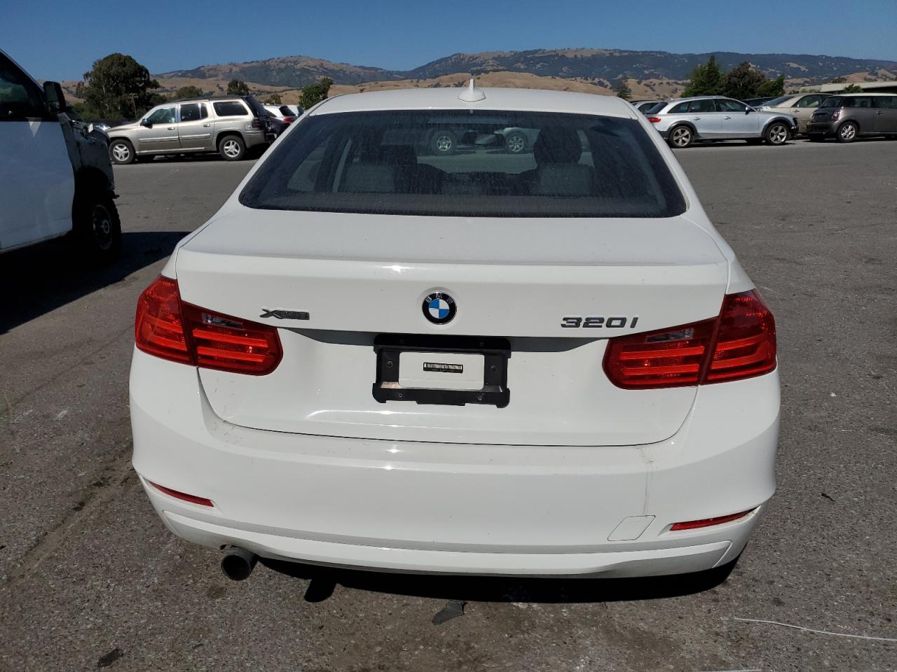 WBA3C3G53ENS69124 2014 BMW 320 I xDrive