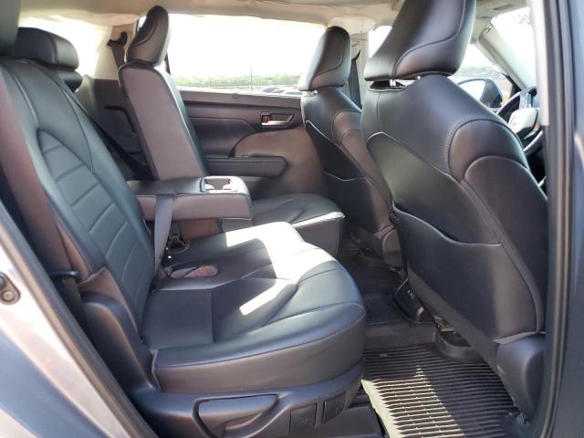 VIN 5TDHZRBH9MS134363 2021 Toyota Highlander, Xle no.10