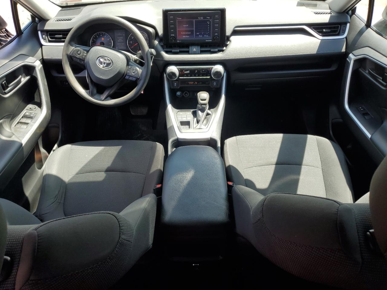 2T3F1RFV8MC175064 2021 Toyota Rav4 Le