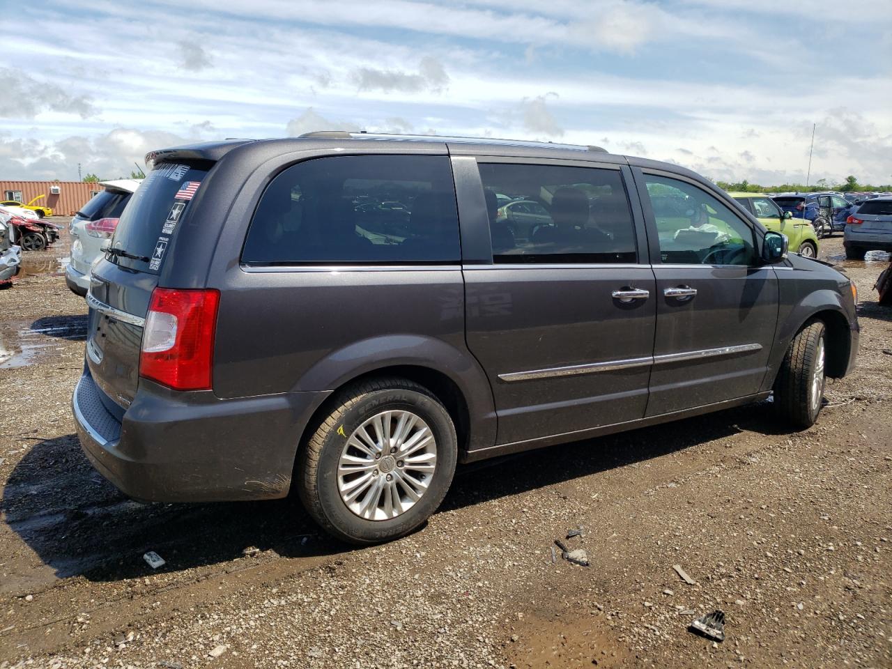 2C4RC1JG1FR754121 2015 Chrysler Town & Country Limited